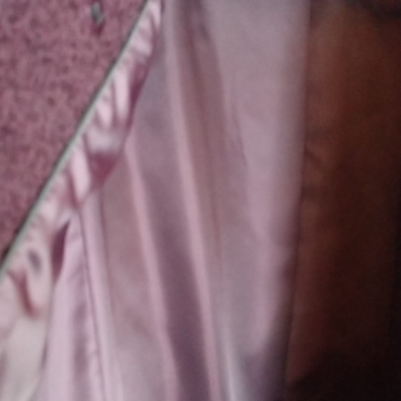 Coat - Picture 6 of 6